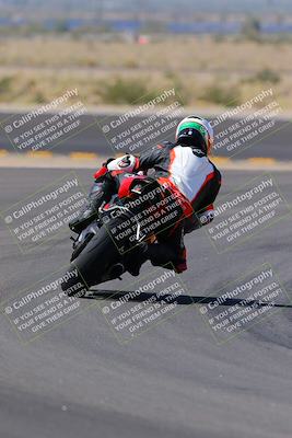 media/Oct-08-2022-SoCal Trackdays (Sat) [[1fc3beec89]]/Turn 11 Backside (1145am)/